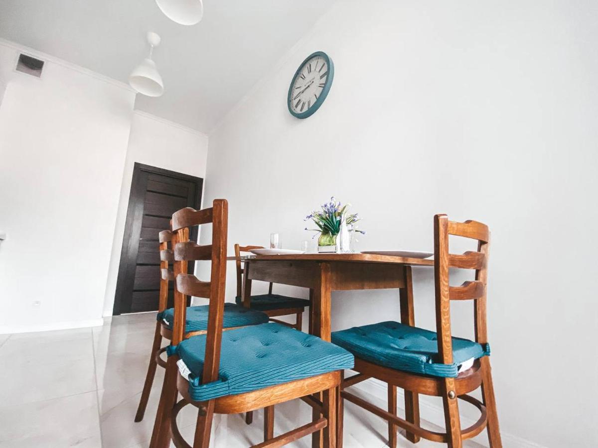 Holly Apartment *